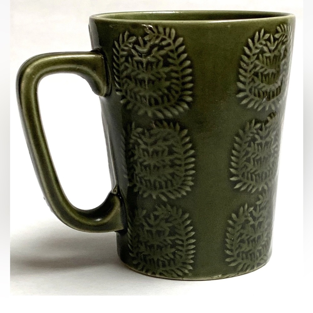 Vintage JAPAN Mod Avocado Coffee Cup Mug  60s 70's Geometric Olive Green Leaf